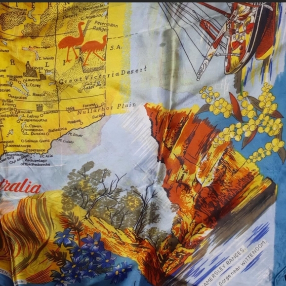 Vintage Western Australia Scarf. - Picture 3 of 4